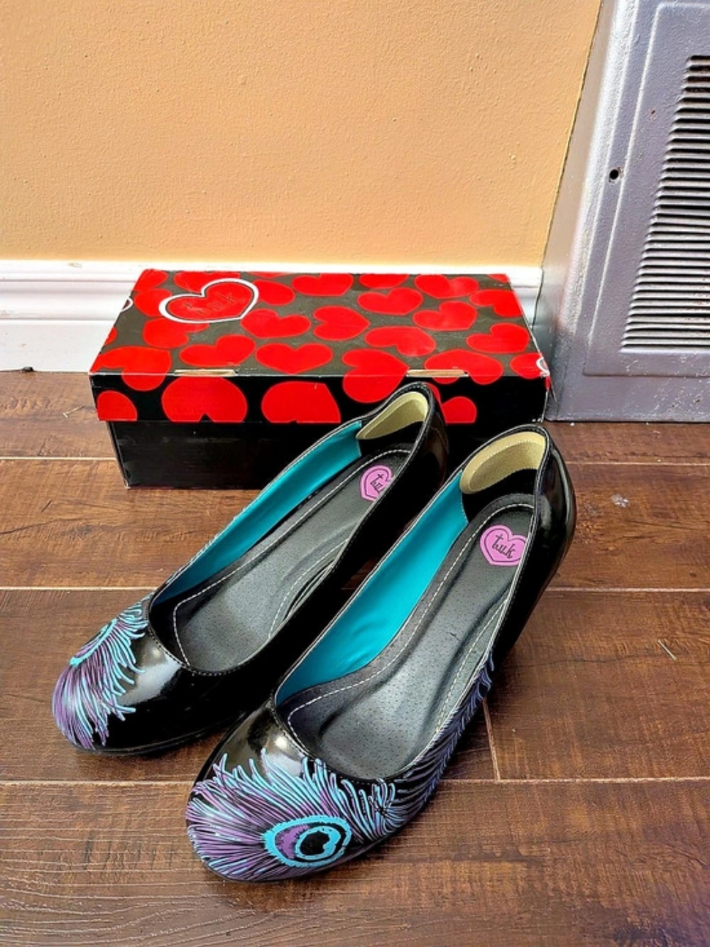 T.U.K. Peacock Pop Heels Black Purple Size 10 Rockabilly Pinup